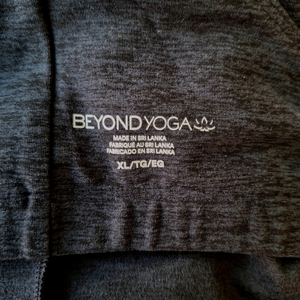 Beyond Yoga Women's Soft Black Spacedye Refocus Cropped Racerback Tank Top - XL - Picture 10 of 12